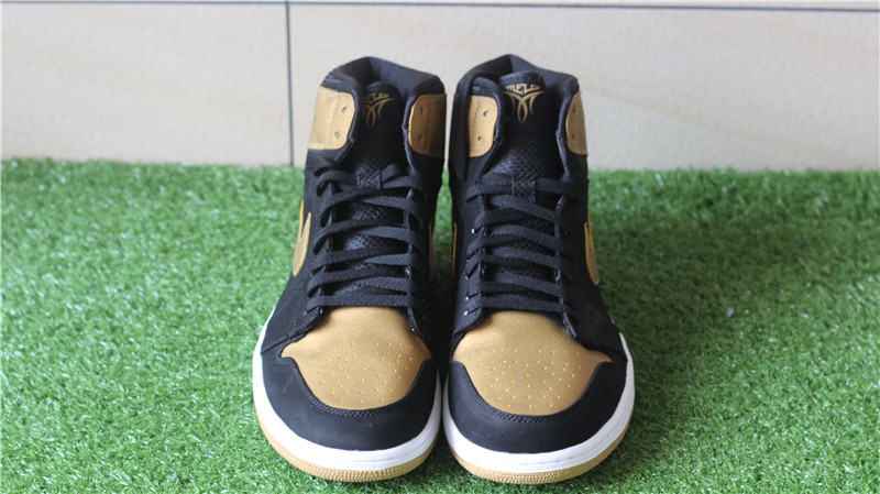 Air Jordan 1 I Retro High OG Black Gold Metallic